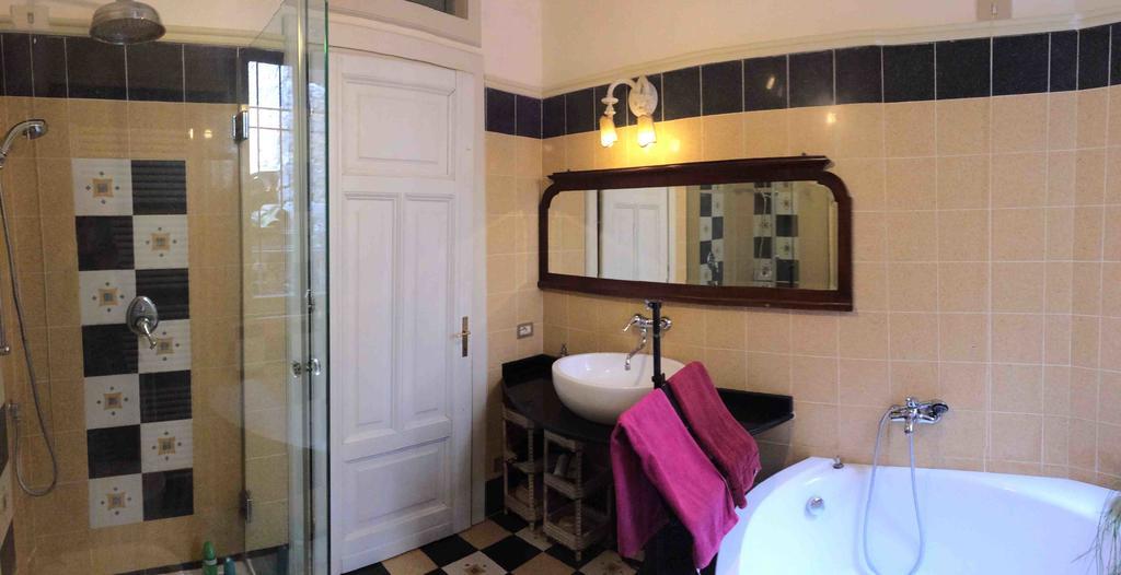 Ganga Bed & Breakfast Нарни Стая снимка